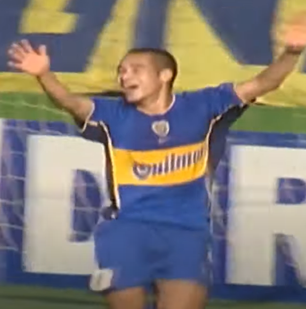 TopJrs's tweet photo. #Román de 1/2 punta, #Chelo x afuera, #Takahara x el medio. Gran actuación con goles p/todos los gustos: #3dedos del #Chelo, #zurdazo de #Gait��n, #Román de cabeza tras centro picado de #Chelo, #asistencia exquisita de #JRR a #Gaitán, el único gol del🇯🇵cierra la cuenta /2 https://t.co/tadZu0AJ4L