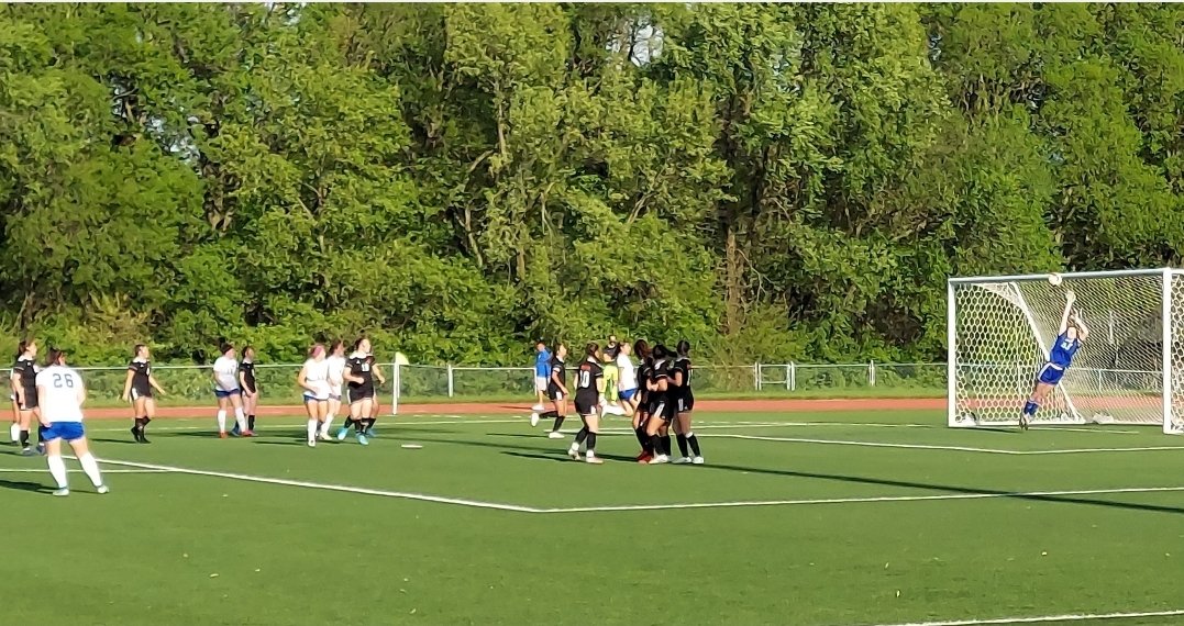 KCKCC Women's Soccer (@bluedevil_wsoc) on Twitter photo <a href="/NJCAA_Soccer/">NJCAA Soccer</a> DI #8 Nationally Ranked <a href="/bluedevil_wsoc/">KCKCC Women's Soccer</a> win 3-0 over Neosho! Goals scored by Suzie Lopez, Melissa Siegel(assisted by Caroline Rutledge),& Kaylee Shaw(assisted by Caroline Rutledge)! Shutout by Mia Tomasic! KCKCC improves record to perfect 9-0-0! Go <a href="/KCKCCAthletics/">KCKCC Athletics</a>! <a href="/NJCAA_Soccer/">NJCAA Soccer</a> DI #8 Nationally Ranked <a href="/bluedevil_wsoc/">KCKCC Women's Soccer</a> win 3-0 over Neosho! Goals scored by Suzie Lopez, Melissa Siegel(assisted by Caroline Rutledge),& Kaylee Shaw(assisted by Caroline Rutledge)! Shutout by Mia Tomasic! KCKCC improves record to perfect 9-0-0! Go <a href="/KCKCCAthletics/">KCKCC Athletics</a>!