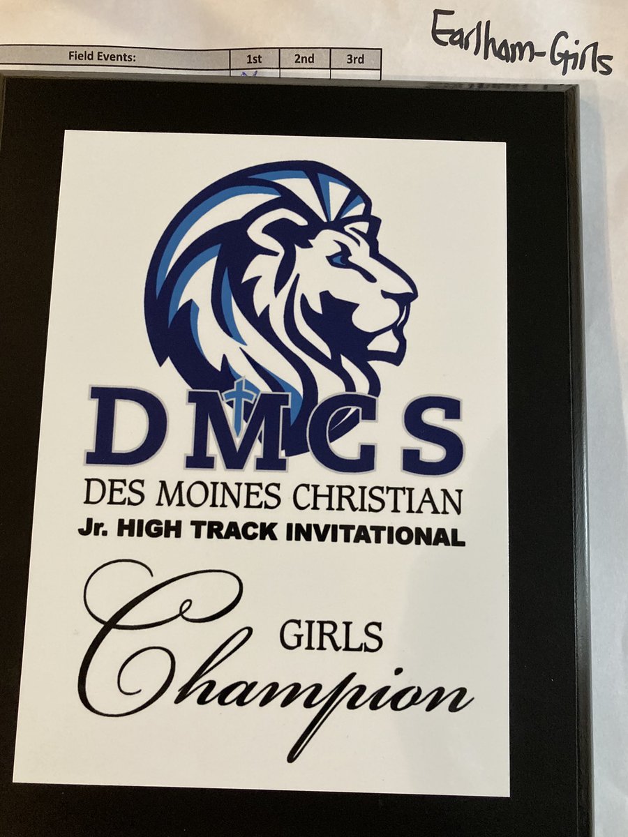 44BBeck's tweet photo. Crazy and exciting night of track at DMC. Congratulations to the Earlham JH girls for their 1st place finish. Unbelievably tight finish with DMC and Pella Christian. @ETF_Cards @EarlhamSchools https://t.co/nj4o8DMtdp