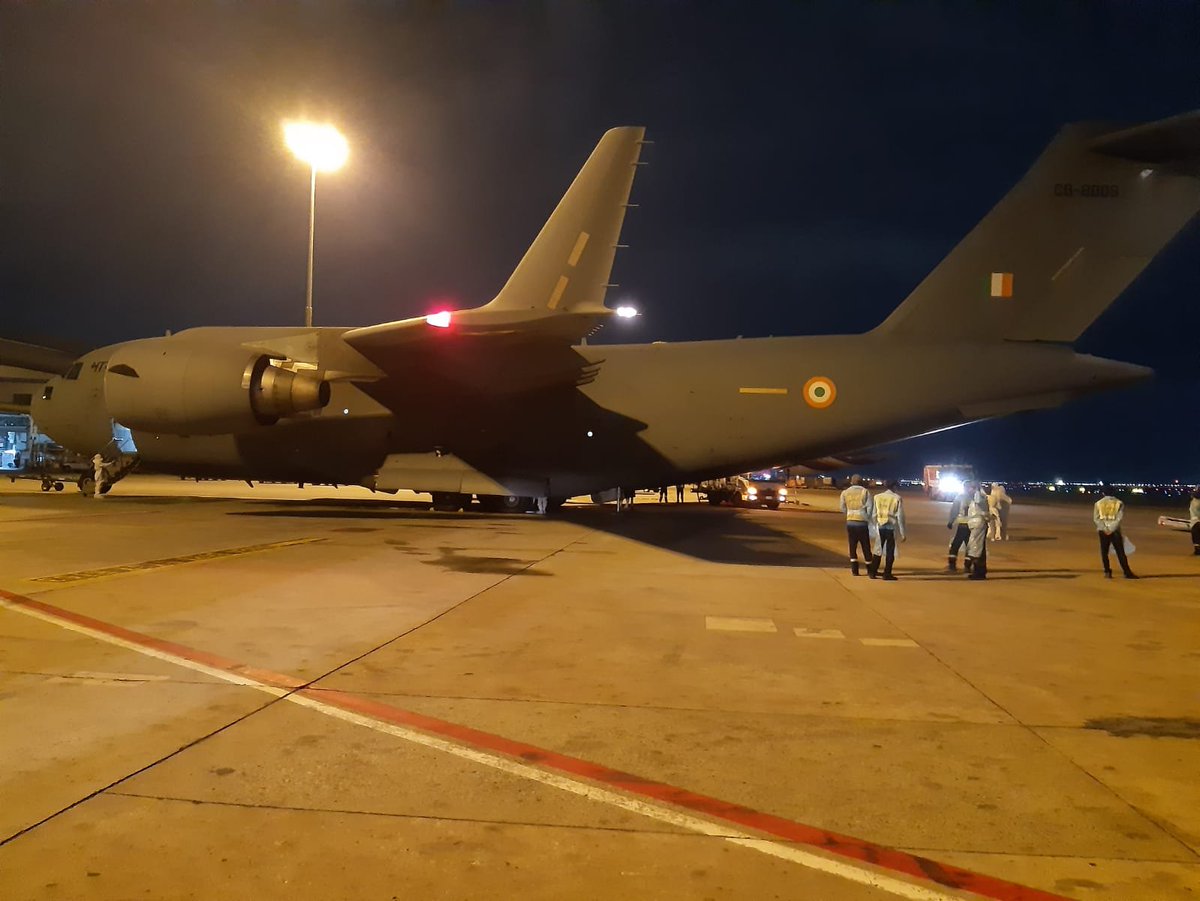 Indian Air Force C-17 aircraft loads oxygen tankers in Bangkok @IAF_MCC  #IndiaFightsCorona: ANI