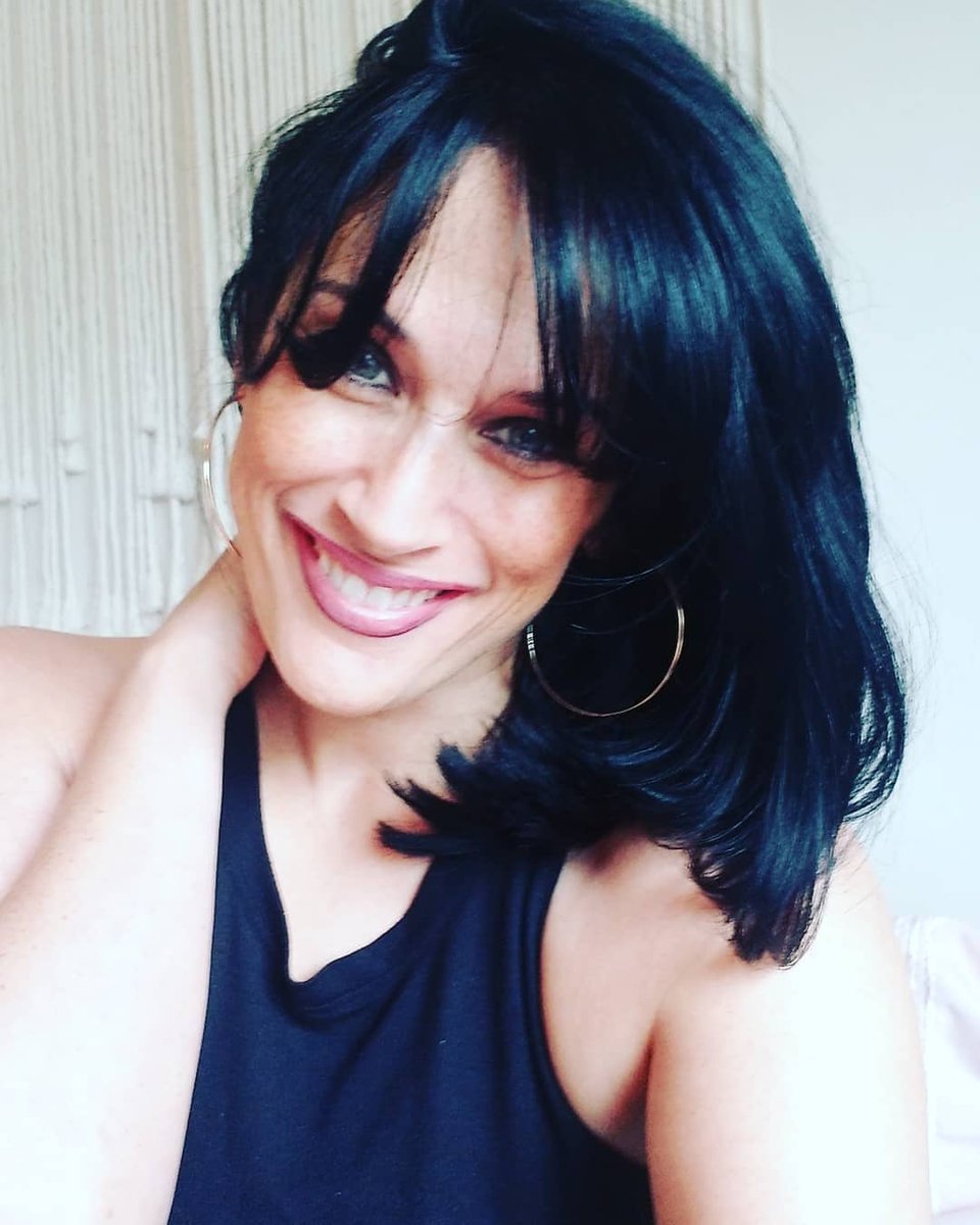 Rockin #Bangs like its "95 💇‍♀️💋Thank you Pamella at @SpecchioSalon #Nashville for my #PostCovid curtain bangs 🔥