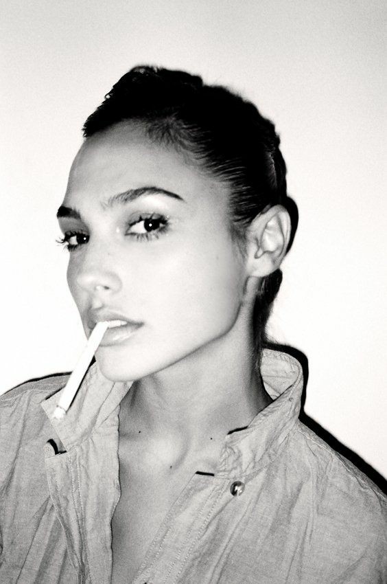 lostinsharry's tweet photo. la dueña de mi corazón
#HappyBirthdayGalGadot https://t.co/4gEsScuJOy