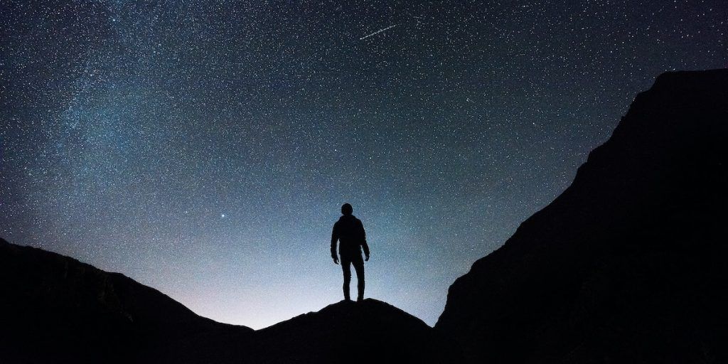 juanlie72's tweet photo. Winding down on a weekend is imperative to rejuvenate yourself for the new week. Here are some great ideas by @travisbradberry https://t.co/mmJmVBJ2aW
I'm planning to go on a hike with friends, what are your plans for the weekend?
#weekendrejuvenation
#selfcare
#hrcareers https://t.co/JuHm3NWSfb