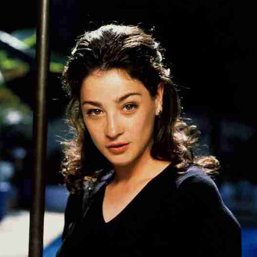 Still fancasting my friends we have a younger Moira Kelly as  @VirgoVain 