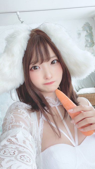 コスプレイヤーイズ氏のTwitter画像48