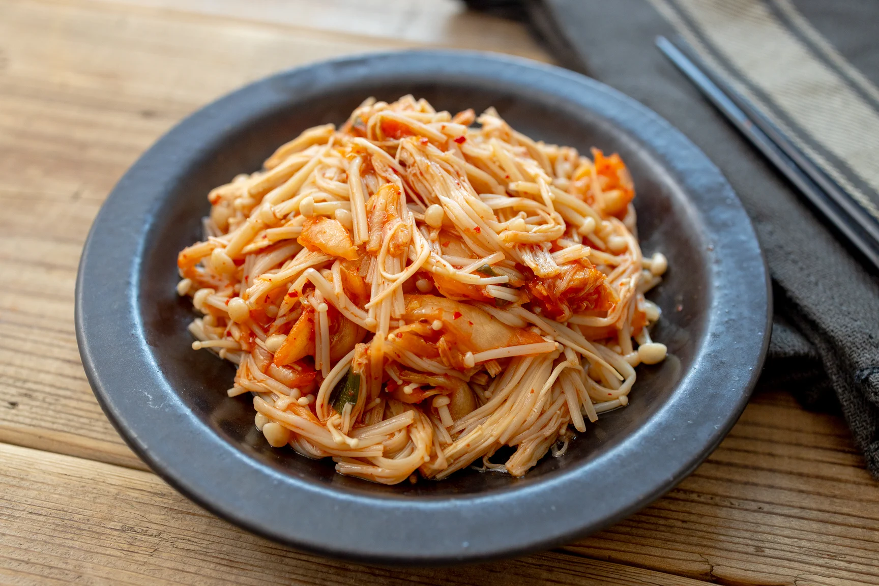 電子レンジで簡単お手軽調理！お箸がすすむ「えのき」レシピ！
