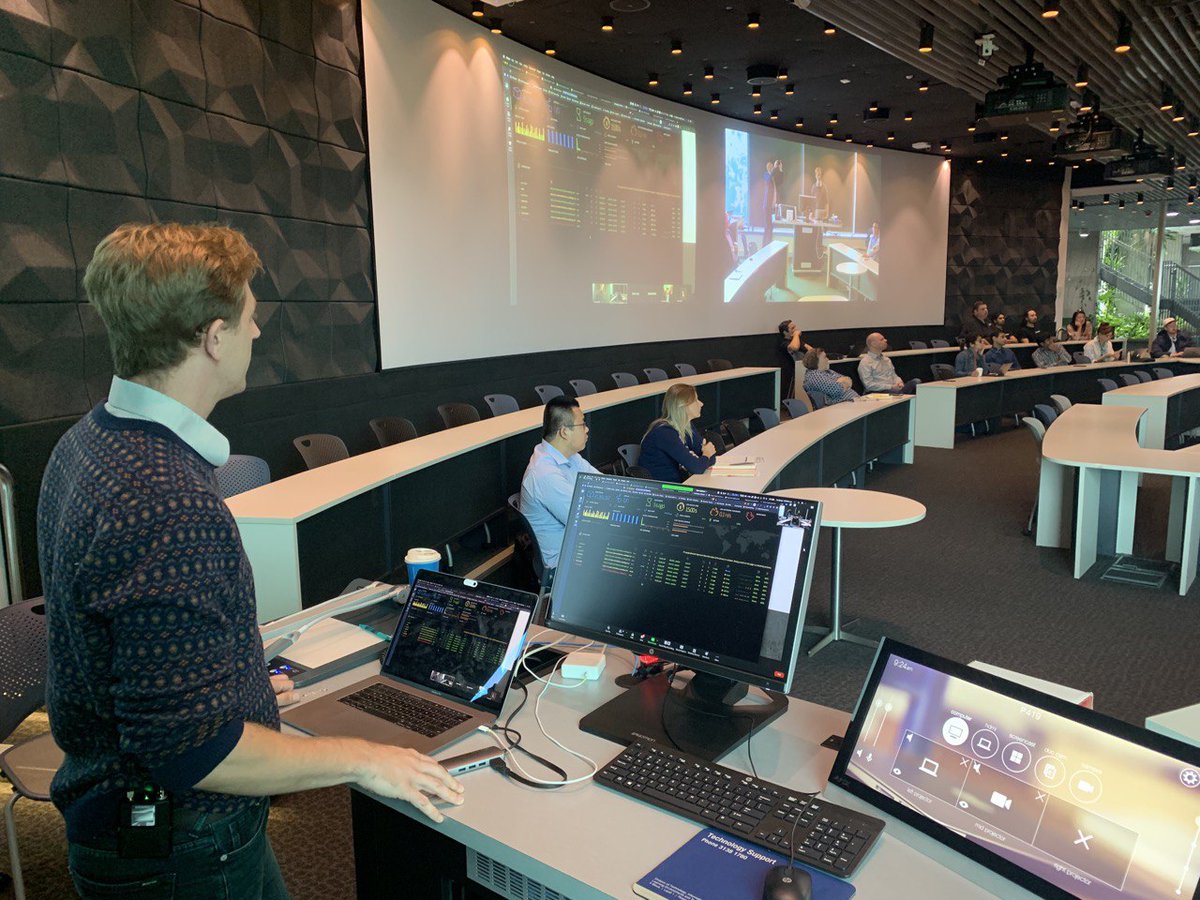 networks_trade's tweet image. Co-founder and lead architect Tom Miller @UbuntuTom leading into the demonstrations of #STN5 token and use case benefits.

Warwick Powell @PowellWarwick,  Charles Morris and Barry Earsman @bazmati were also there.