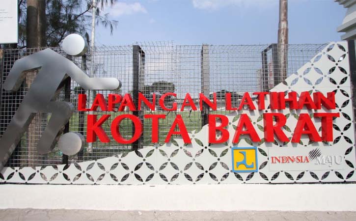 Renovasi Lapangan Kota Barat Solo Dikebut untuk Latihan Persis Solo solopos.com/renovasi-lapan…