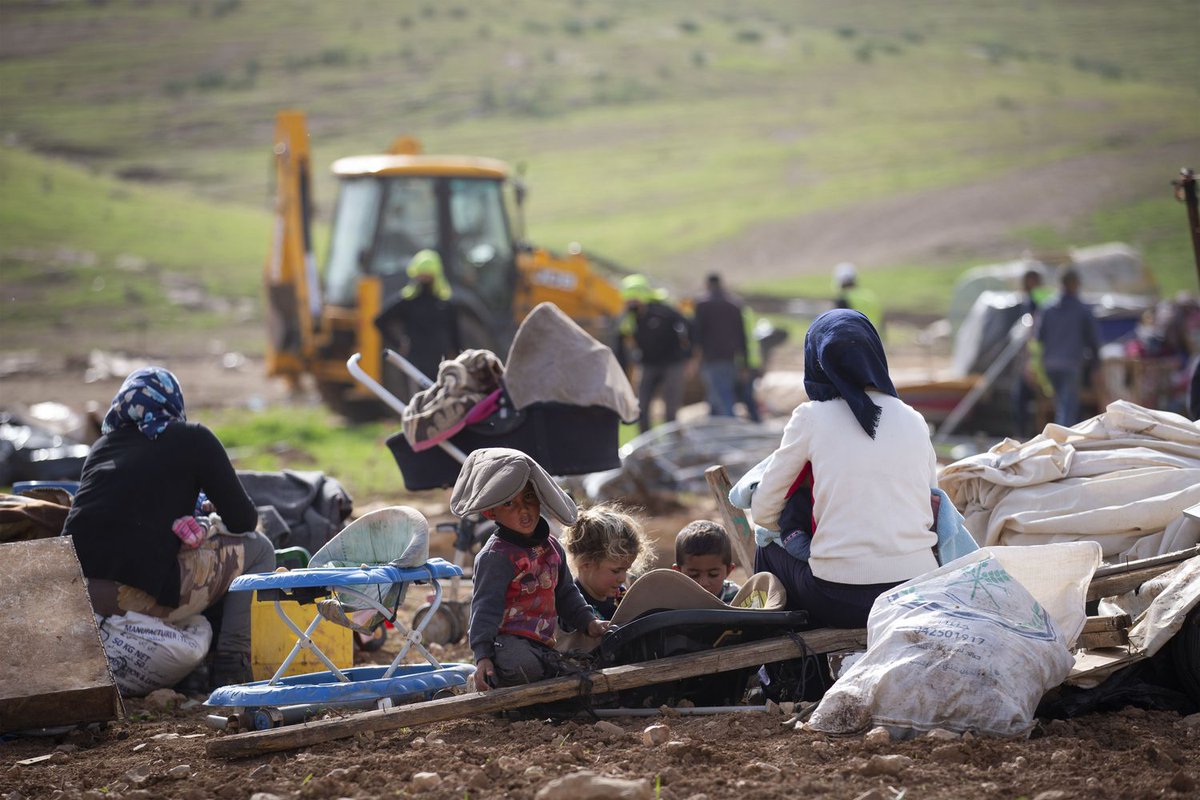 PIPJerusalem's tweet photo. HRW denuncio a Israel de Apartheid y Crímenes de Lesa Humanidad contra los palestinos. Ver Vídeo >>
https://t.co/9QZqwsgbD2 https://t.co/L5BHCk4a3x