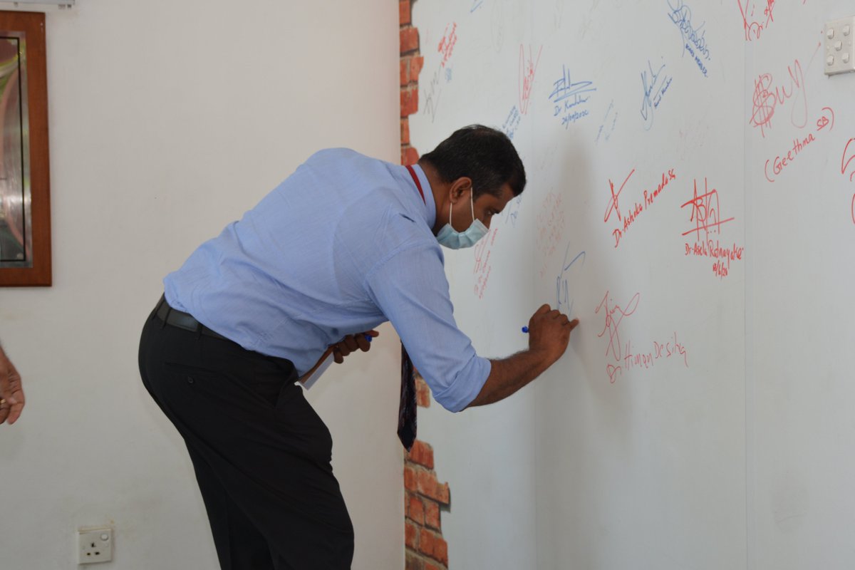 A Signature Wall for everyone who support to clean sport. 
#PlayTrue #slada #wada #antidoping #jayagamu #sports #cleansport #MinistryOfSport