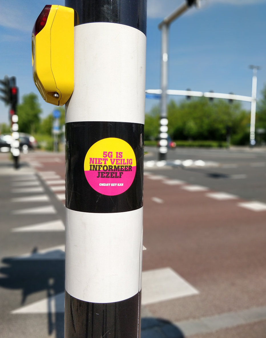 LAATSTE TWEET VAN DIT ACCOUNT

Iedereen ontzettend bedankt voor het plakken. Samen hebben we bijna 15.000 stickers door heel Nederland verspreid!  

Het is tijd om me weer op andere projecten te storten...

Blijf actie voeren, maar wees ook lief voor jezelf en je naasten... 💌