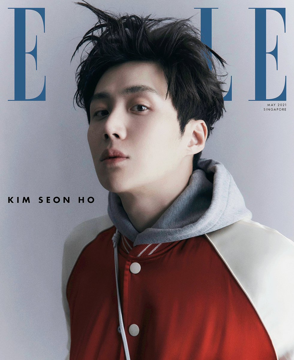 ㅤThe digital cover has finally been revealed to the public through ELLE Singapore's Twitter Account.