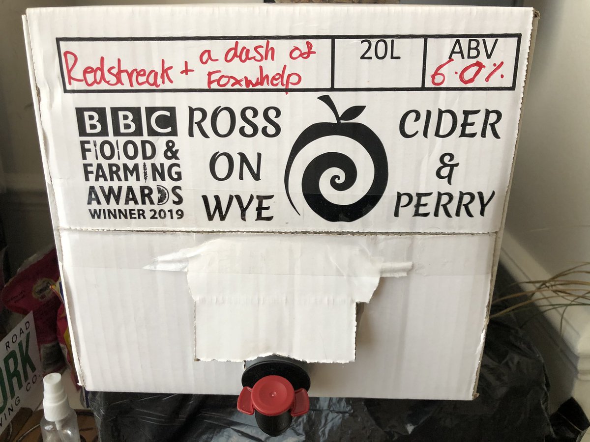 It’s Birthday season and brewers are kegging again! So excited to stoke up the Lindr and enjoy some fine Spring shenanigans once more. Thanks to <a href="/kernelbrewery/">Kernel Brewery</a> <a href="/RossCider/">Ross Cider</a> <a href="/therealalco/">The Real Al Company</a> for lubricating us.
Namaste. HS.x