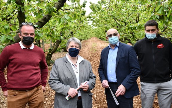 #Gel et #arboriculture : la préfète de l'#Aveyron constate les dégâts via @VolontéPaysanne lavolontepaysanne.fr/fr/detail-arti…