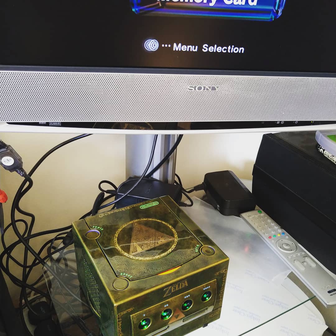 Raw_Talent81's tweet photo. Testing my latest batch of custom Zelda themed N64 and Gamecube consoles

Available made to order from my Etsy shop or direct through me

https://t.co/vSnf1vTuzm

#customn64 #n64console #nintendo #gamecube #custommade #oneofakind #retrogaming #vintagegaming #thelegendofzelda https://t.co/QnLaGt2lt2