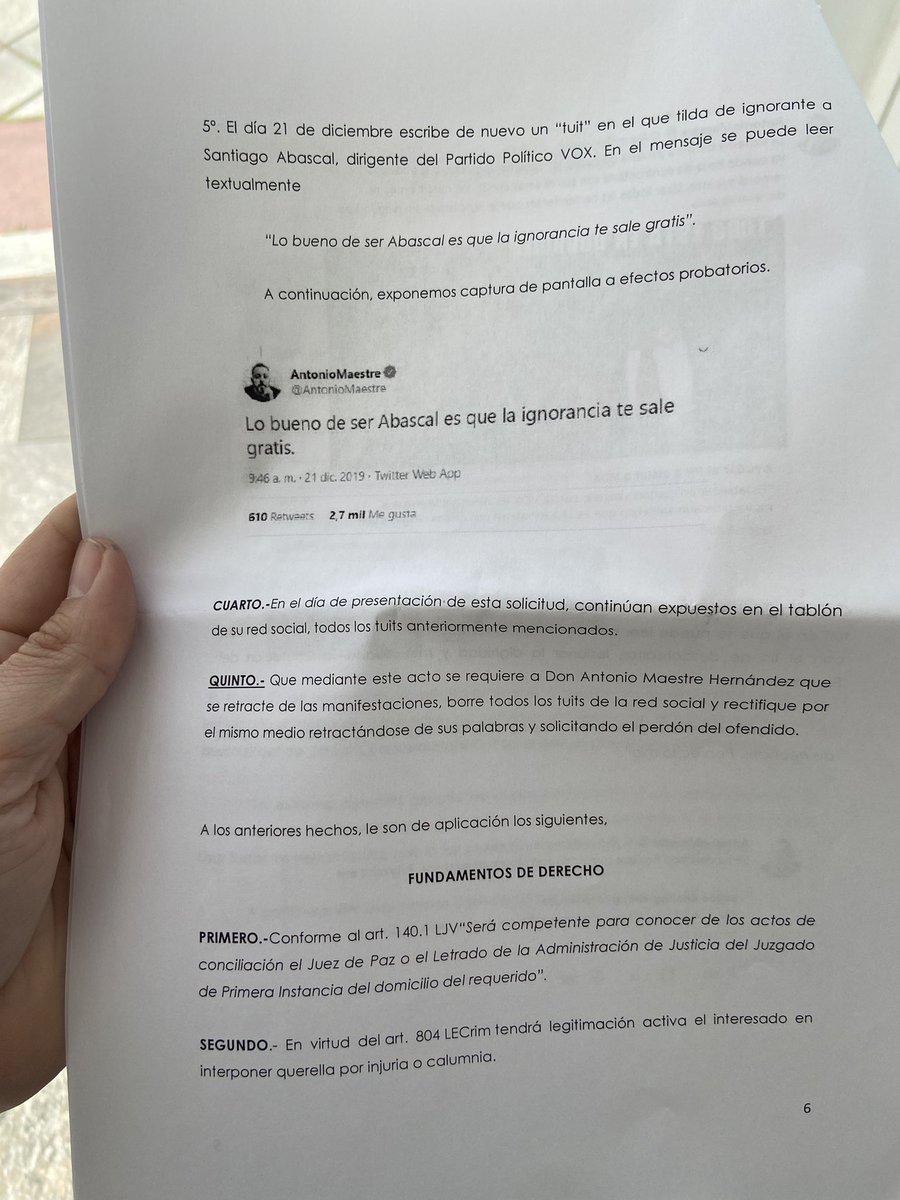 No os riáis. Pero en la querella que me ha puesto VOX el motivo para meter a  Abascal es que le he llamado ignorante 

Llevaré el vídeo al juicio 😂