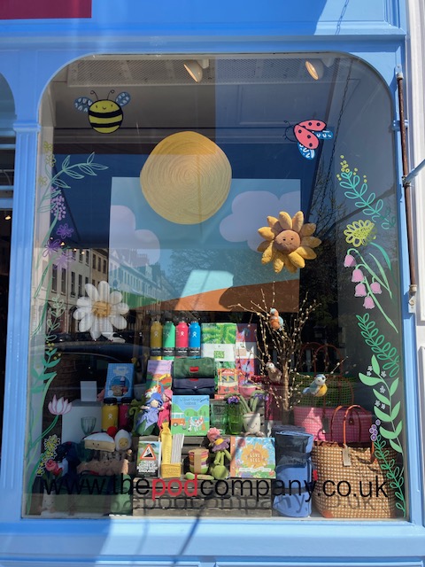 Oh how we ❤️ <a href="/ThePodCompany/">The Pod Company</a> window displays! 😊
So wonderful to welcome back this fantastic independent lifestyle and boutique store. 
thepodcompany.co.uk
#discoverclifton #cliftonvillage #clifton #podshop #pod #lifestyleboutique #windowdisplay #shoplocal #shopcliftonvillage