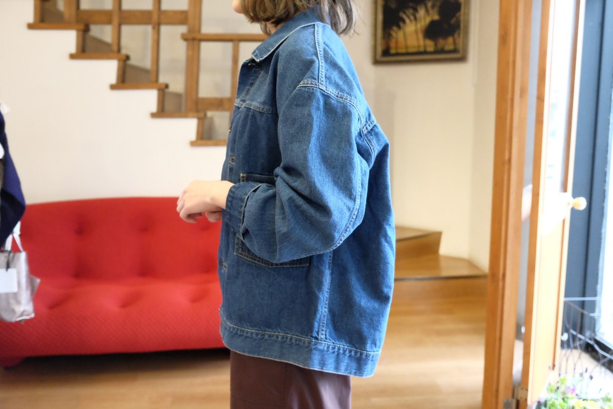 designplustoma's tweet photo. ☆LADY's NEW ARRIVAL☆

本日は、Johnbullのヴィンテージライン Attick by Johnbullから、デニムジャケットをご紹介致します！

#ladysfashion #レディースファッション #苫小牧 #千歳 #室蘭 #伊達  #苫小牧セレクトショップ #designplustomakomai  #designplus #デザインプラス #attickbyjohnbull https://t.co/LPWvKJUvRJ
