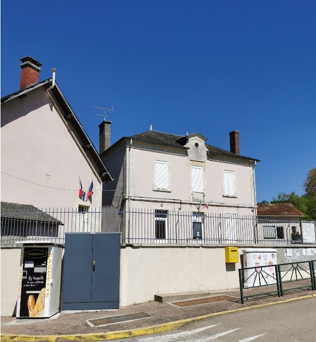 Saint-Loup, commune de la Nièvre championne de Bourgogne par un taux record d'adhésion au FTTH 56% après 3 mois sur le RIP Nièvre numérique
