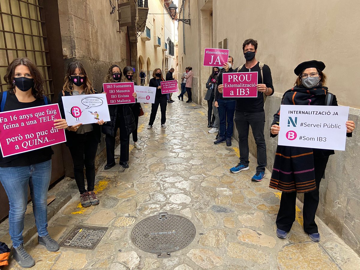 ComiteinfosIB3's tweet photo. ESPERANT A @F_Armengol

#VagaSomIB3 #InternalitzacióJA 

@SPIBviu @APIBaleares @GarridoMercedes @Iagonegue @JaumePerell1 @JPonsR @yerblues @AndreuManresa https://t.co/XDqHShd3Iv https://t.co/Vf5e7mdTjw