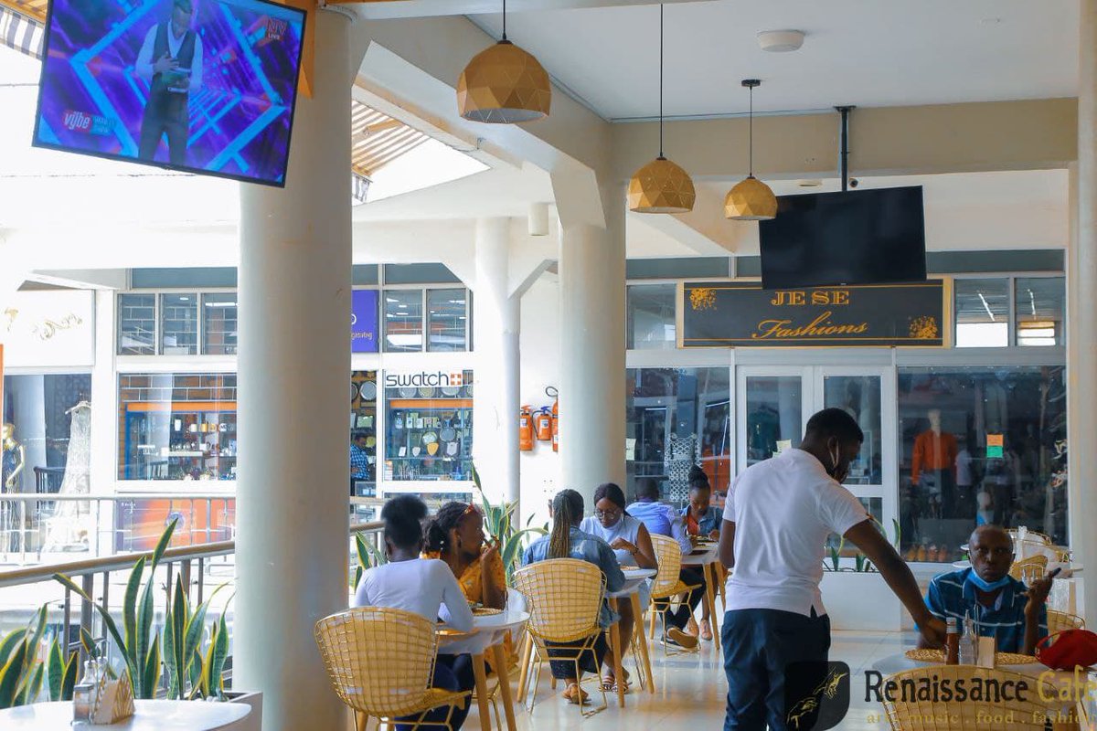 RCafeUg's tweet photo. Our chefs use their magic trick every single day to keep you in the loop of spreading purity, joy &amp; love with family &amp; friends at Renaissance Cafe.
#RenaissanceCafeUg https://t.co/Zi9ueQplbI