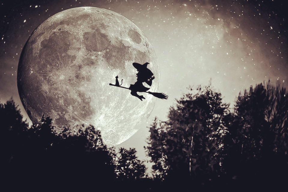 sounova's tweet photo. Ze všech koutů Česka
stvoření nehezká
na košťatech přilétají,
dneska totiž pré mají. 🧙🏼‍♀️🔮🧙🏼‍♂️🔮

Krásný čarodějnický rej přeje https://t.co/lbMG5pdzA7 🔮

#carodejnice #witch #witcher https://t.co/QfLAm0RC3p