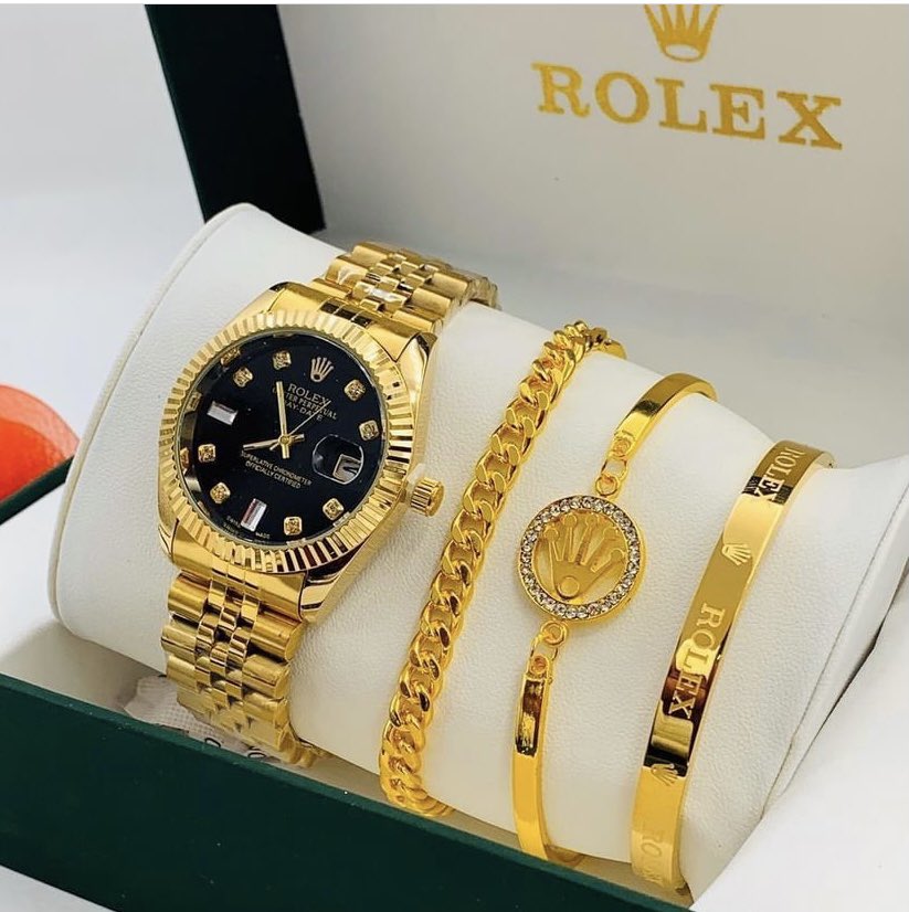 Kc_Modella's tweet image. I can’t help falling in love with you 🥰
Wrist watches N12000
Bracelet N3000 each 
Stacked wrist or nothing ⌚️🙌🏼