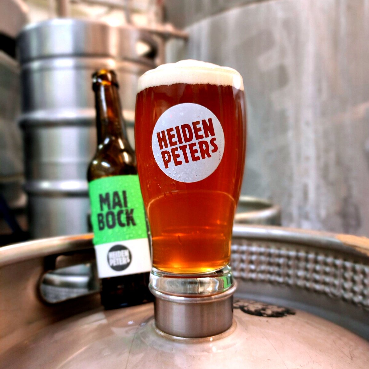 MAIBOCK! 
We brewed this rich and traditional MAIBOCK good 8 weeks ago. Lots of Time to settle out gentle.
Brewed only with Deutsche PERLE hops to honour this style.

From TODAY available at our bar!  Only 100l  reserved for KIEZLITER 
#maibock #berlin #craftbeer #Kreuzberg