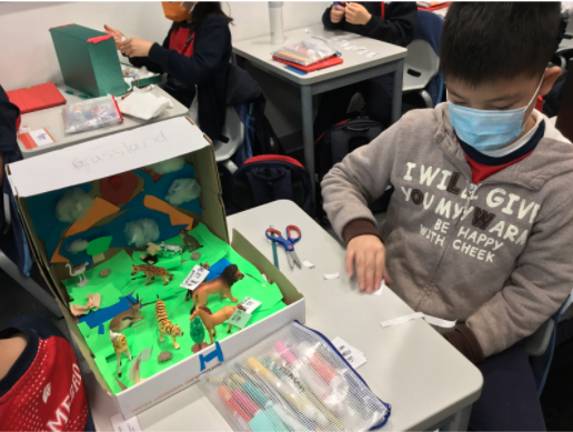 StamfordHK's tweet photo. Grade 2 students consolidated their knowledge about ecosystems by creating a habitat diorama. Using shoeboxes and other materials, students enthusiastically researched and crafted their projects to share with their classmates.
#StamfordHK #Cognitaway #diorama #STEMinn #habitat https://t.co/9WFHCoORHA
