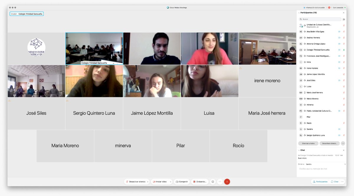 🗣️Hablamos de ciencia y del libro '¿Qué puede salir mal?' con su autora <a href="/lahiperactina/">Sandra</a> 

El alumnado de <a href="/juandearejula/">iesjuandearejula</a> IES Albenzaide y Trinidad Sansueña han disfrutado de esta fructífera sesión de #LeeCiencia