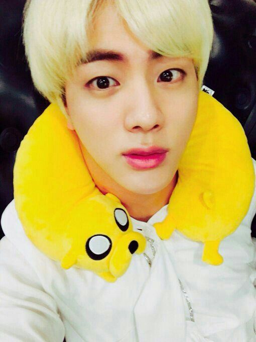 Jin in yellow really does something to me @BTS_twt  #BTS    #BTS_Butter    #BTSARMY  