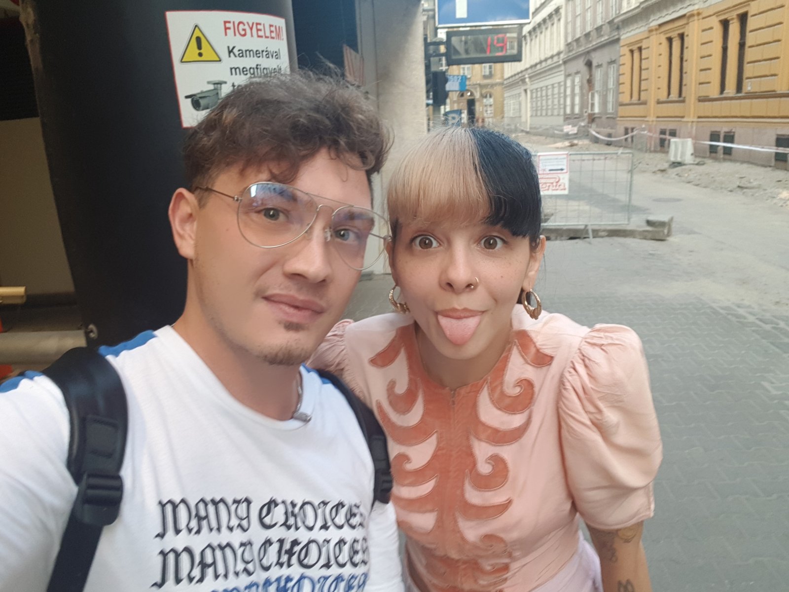 Happy birthday Melanie Martinez !) 