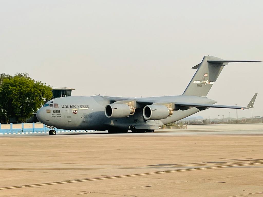 Indian Air Force Indiafightscorona A C 17 Aircraft Of Usairforce Landed At Air Force Station Palam Today With Medical Supplies For Covid 19 Earlier In The Day A Usaf C 5 Had