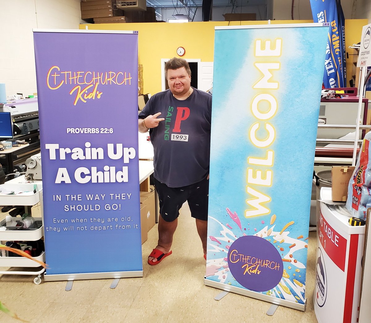 dolphiespromo's tweet photo. 2 DAYS PRODUCTION: Roll Up Classic 32*82" + Custom Printed Graphics by https://t.co/89OgeC2Md8 #dyesublimationprint #dyesublimation #dyesublimationprinting #tablecover #tablecovers #customprint #customflags #customflag #customtent #customtents #print #printing #tradeshow #trade https://t.co/y0pEsHva6D