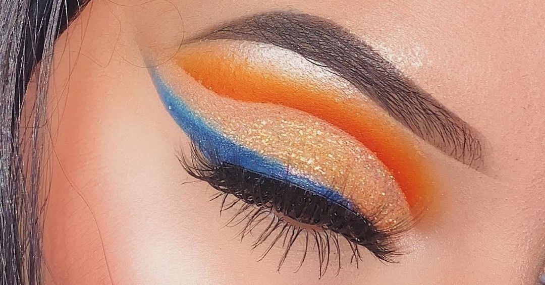 This complementary colored cut crease by @makeupby.nesss is EVERYTHING!!! She's wearing #GLITTERATZI Gel Palette the center of her lid✨ Shop all our gorgeous glitter gel palettes for just $5.97 only @walmart

#hardcandylife #teamhardcandy bit.ly/334Y7cd
