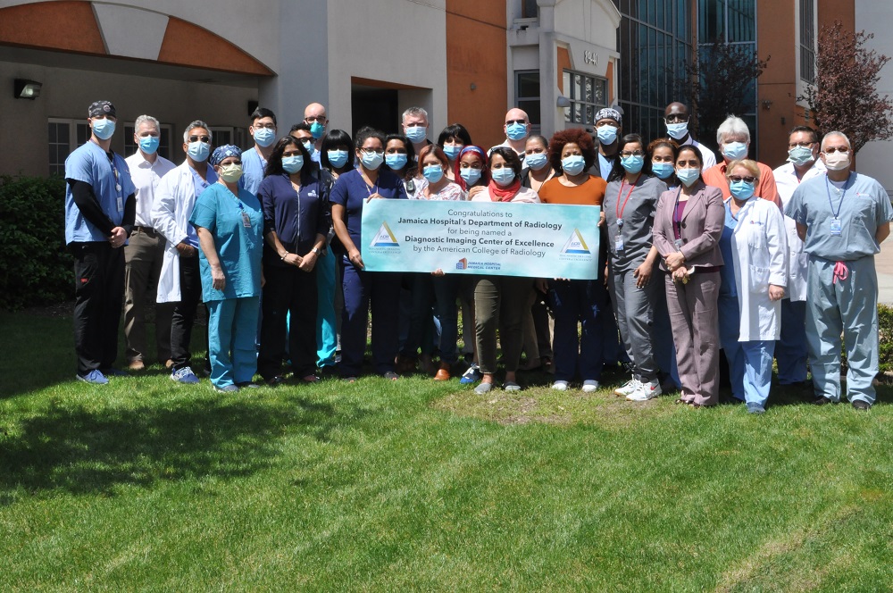 #FeelGoodFriday #Achievements  #TeamWork
Congratulations to our Radiology Dept. for being named a Diagnostic Imaging Center of Excellence  by the American College of Radiology! Our hospital is 1 of 2 hospitals in Queens to receive this prestigious honor and designation.