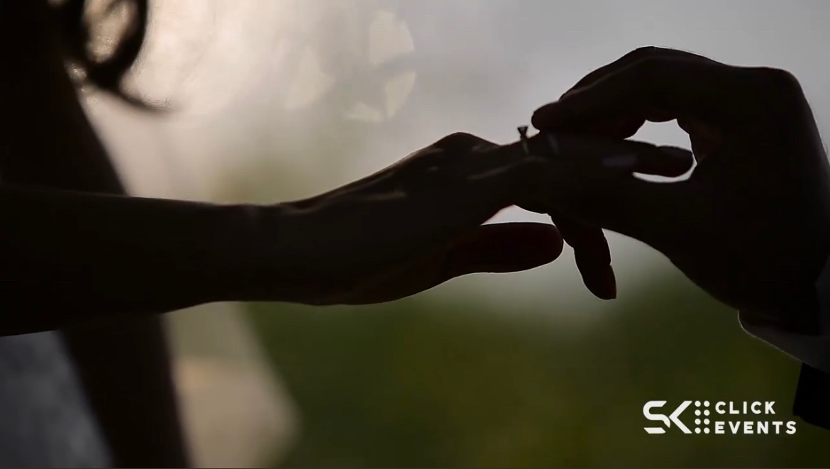 sk_click's tweet photo. We love our new video... reminds us of what love is, why we do what we do and really importantly, what we now have to look forward to, to enjoy together! Head over to our Facebook page to watch it! #wedding #weddingvideo #weddingphotography #weddinginspiration #photosareforever https://t.co/oCt6PTXfLX