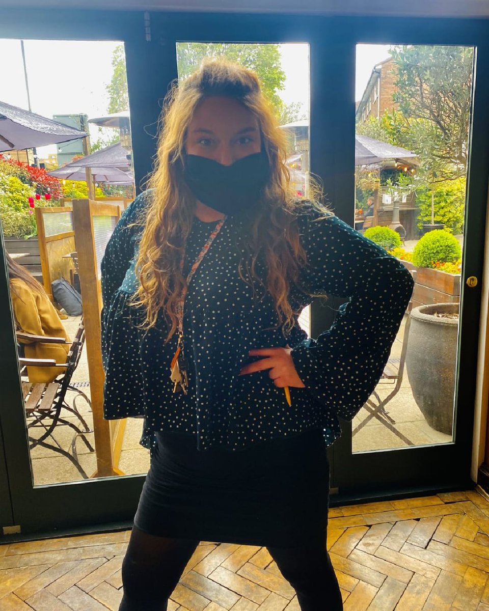TulseHillHotel's tweet photo. This is Mairead! She's usually our hostess with the mostess- but tonight we've let her loose in the garden to bring her cheer and joy to all you lovely people of Tulse Hill! Come down tonight, meet her and be merry!
#Tulse Hill #Hostess https://t.co/zYd6pgersh
