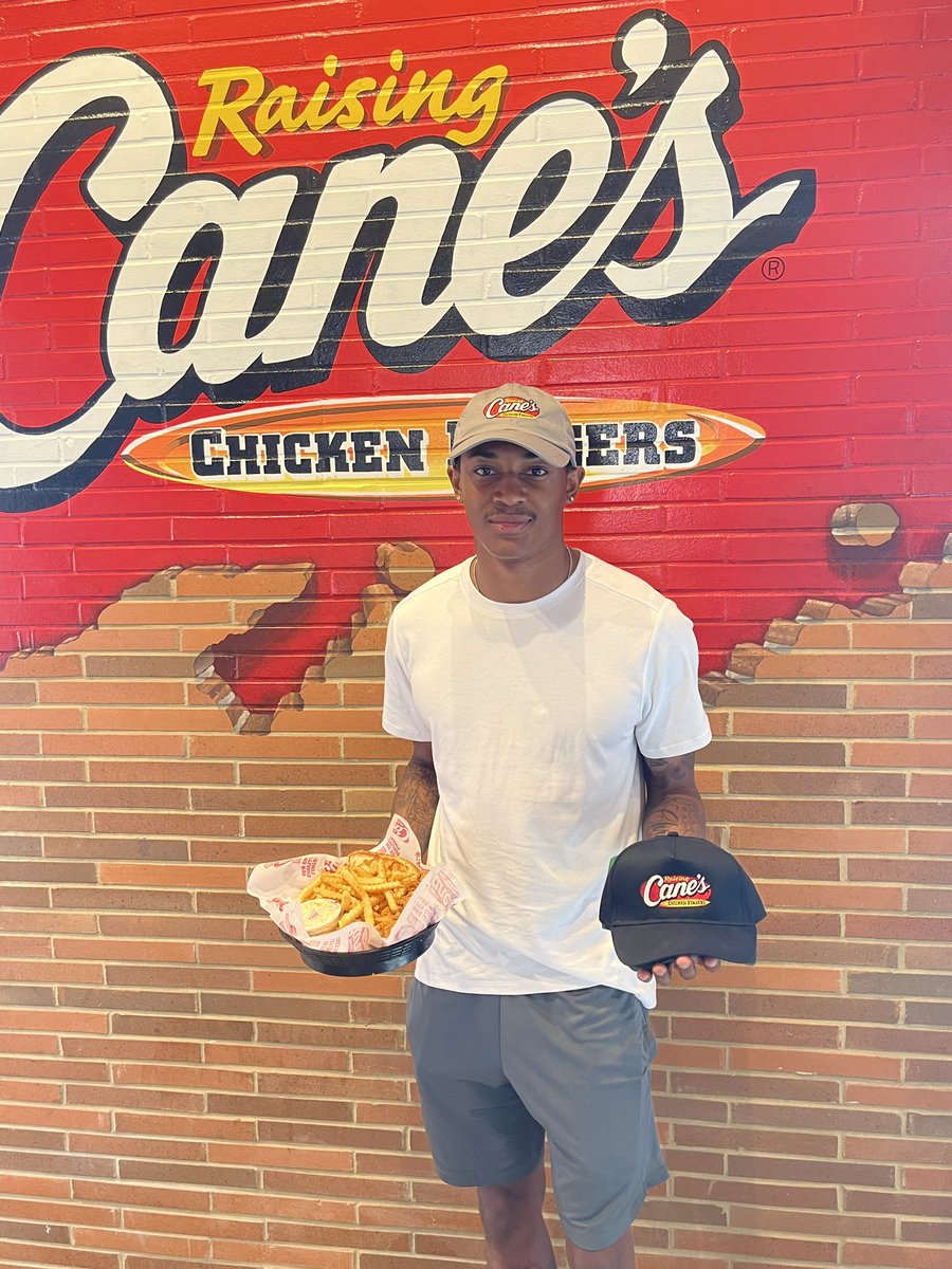 Had to stop by @Raising_Canes in Cleveland and get my good luck charm. Think it worked out well...what do you guys think? 🦅🦅🦅
#Caniacambassador