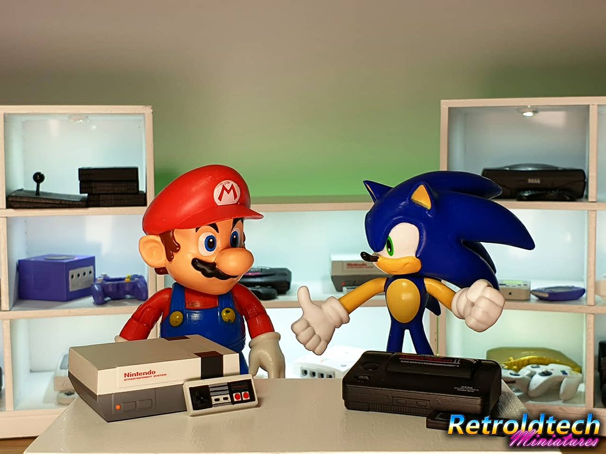 Retroldtech's tweet image. 1/6 Scale 8-Bit Miniatures ❤💙
#nes #segamastersystem2 #segamastersystem #retrocollective #3dprinted #3dprintedmodels #3dprinting #miniatures #videogames #nintendo #sega #mariobros #luigi #sonic #sonicthehedgehog #actionfiguresphotography #actionfigures #toyphoto #toys