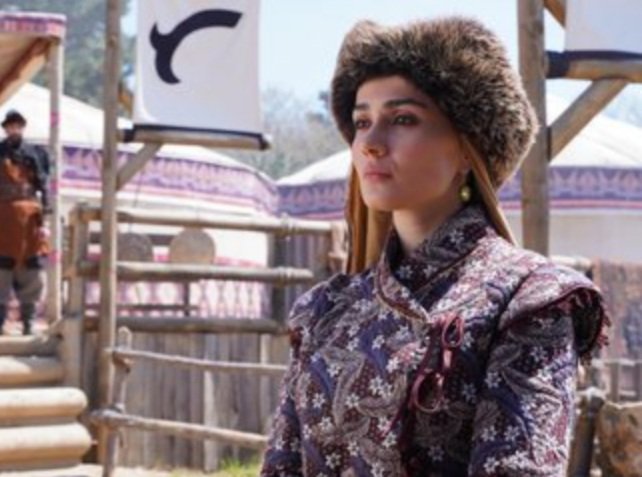 Uyanış: Büyük Selçuklu 30. Bölüm fotoğraflarından Turna 🥀

#SevdaErginci #TurnaHatun