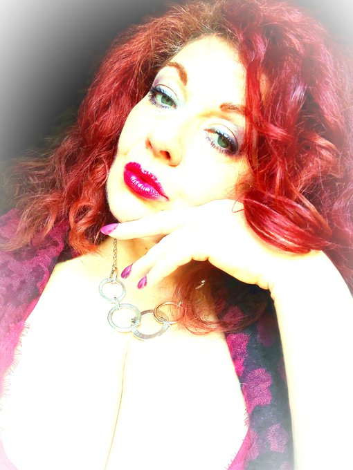 Buongiorno a tutti da Jessica Rizzo 💋💋. Per parlare direttamente con me 899282950 #jessicarizzo #phworthy<a href="/tag/selfie"class="tags"><span>#selfie</span></a><a href="/tag/model"class="tags"><span>#model</span></a><a href="/tag/actress"class="tags"><span>#actress</span></a><a href="/tag/photography"class="tags"><span>#photography</span></a><a href="/tag/star"class="tags"><span>#star</span></a><a href="/tag/artist"class="tags"><span>#artist</span></a>