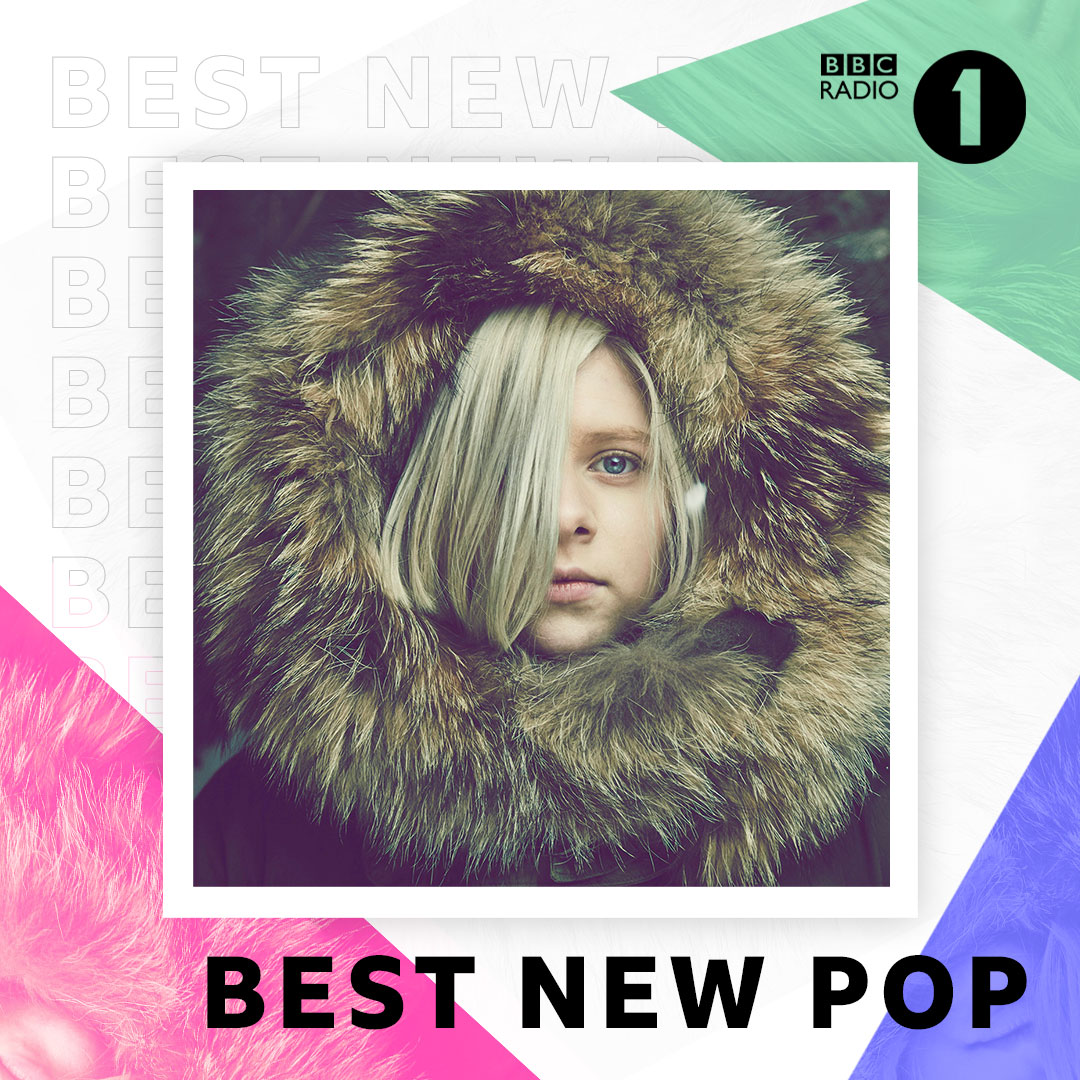 AURORAmusic's tweet image. I am honoured that the beautiful @MollieKing played 'Runaway' on this morning's Best New Pop show on @BBCR1 🧝🏻‍♀️🧝🏻‍♀️🧝🏻‍♀️

bbc.co.uk/sounds/play/br…
