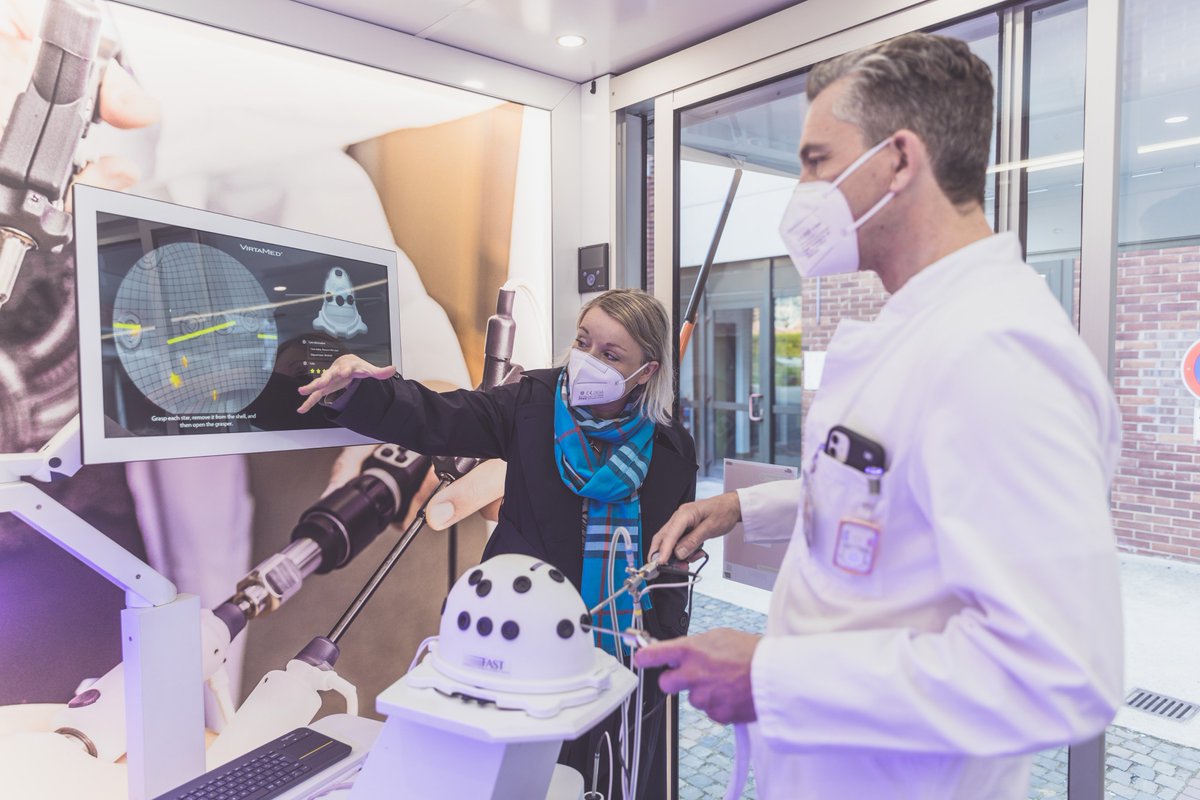 VirtaMed's tweet image. “Fantastic!”
...is how a resident at BG Klinikum Duisburg described the ArthroS™. Coincidentally, this is the word we use for our orthopedic simulator family, too. virtamed.com/.../medical-tr…  #medicalsimulation #simulatortraining #arthroscopy #VirtaMedEd #VirtaMedOnTour