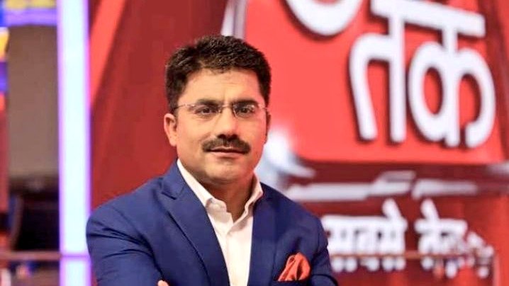 TODAY I HEARD A HEART BREAKING SADDENED NEWS OF DEMISE OF ROHIT SARDANA JI 
HE IS ONE OF THE LEGEND OF MEDIA AND THE 4TH PILLER OF DEMOCRACY. MAY GOD GIVE POWER TO HIS FAMILY, RELATIVES, FRIENDS.
BIG LOSS TO INDIAN MEDIA 
RIP ROHIT SARDANA JI. 
#RIPRohitSardana

🙏🇮🇳🇮🇳🇮🇳