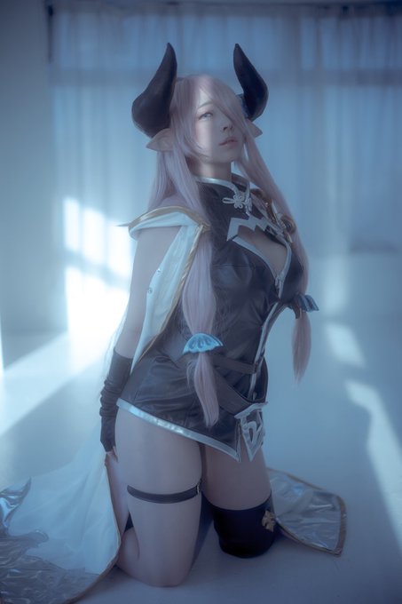 Twitterのコスプレ画像15