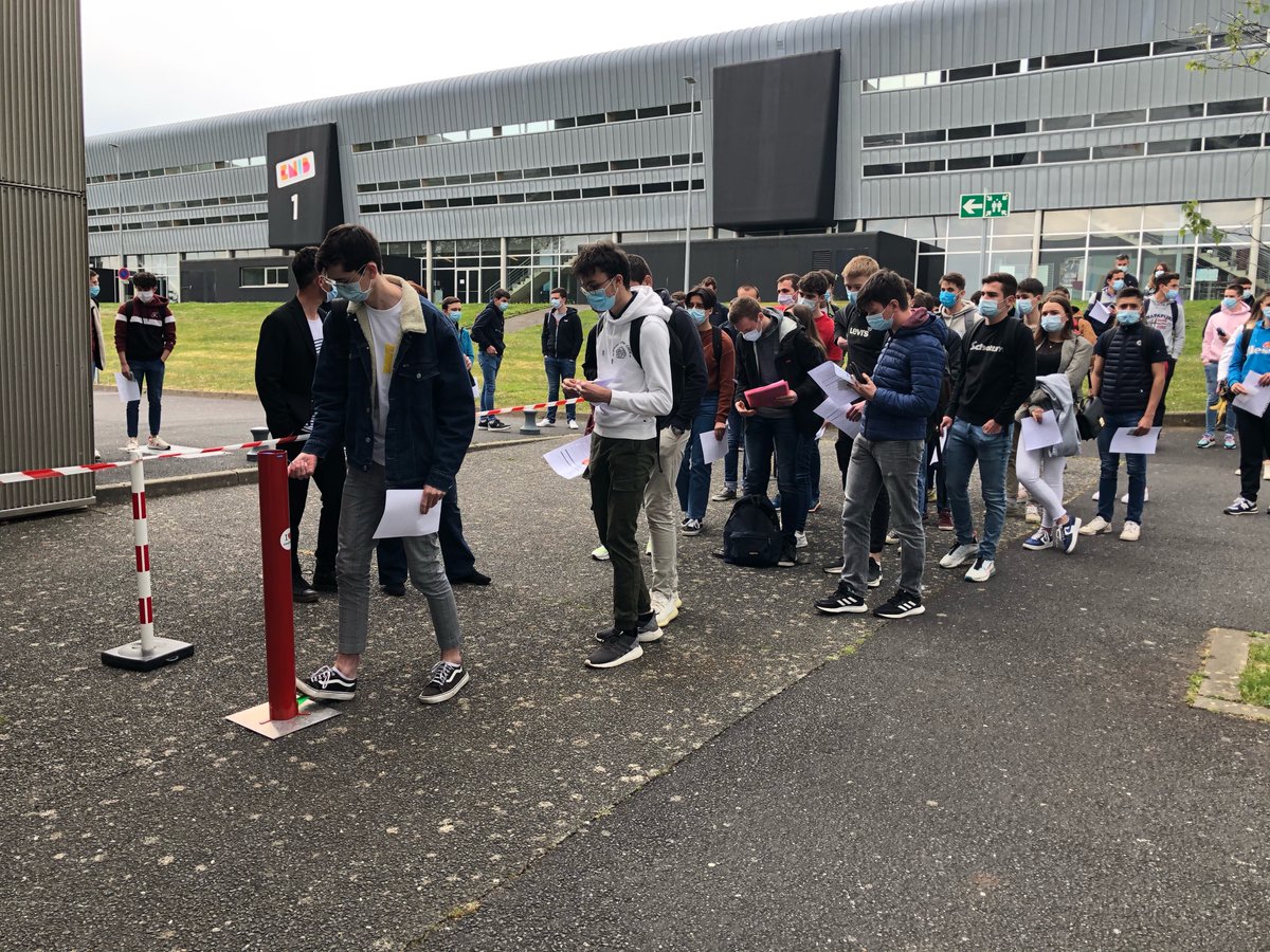 ENIB_Bretagne's tweet image. 🗣 Cet après-midi, nous avons le plaisir et l&apos;honneur d&apos;accueillir 270 candidats au sein de l&apos;ENIB pour l&apos;épreuve écrite du concours Geipi-Polytech. ✍️
C&apos;est parti pour 3 heures d&apos;épreuves.😅
L&apos;ENIB vous souhaite pleine réussite au concours ! 🤞👏
#Concours #GeipiPolytech #ENIB