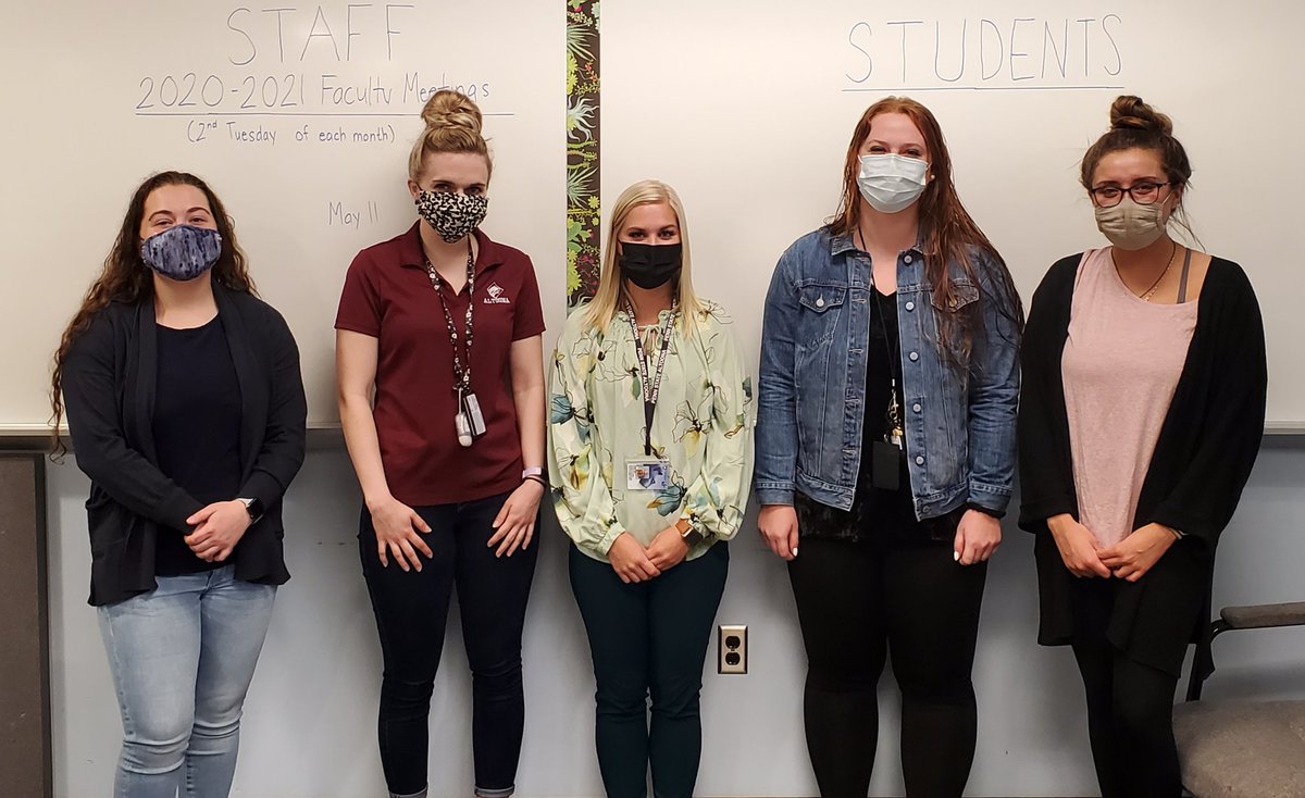PennLincolnElem's tweet photo. The STEAM Learning Center at Penn Lincoln has been very fortunate to have some fantastic student teachers this year. We wish them good luck. #PLSTEAM https://t.co/dsYYl98iCw