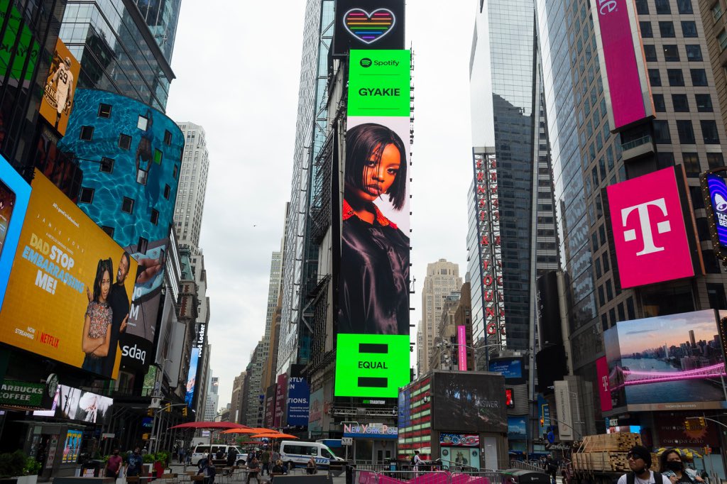Gyakie_'s tweet photo. “I am deeply honoured  to be the first African woman to be partner with @Spotify @SpotifySA for Equal. This is huge for so many women across the continent and the entire globe...” 

P.S: We made it to Times Square 💛 https://t.co/NhaLcKIDJd