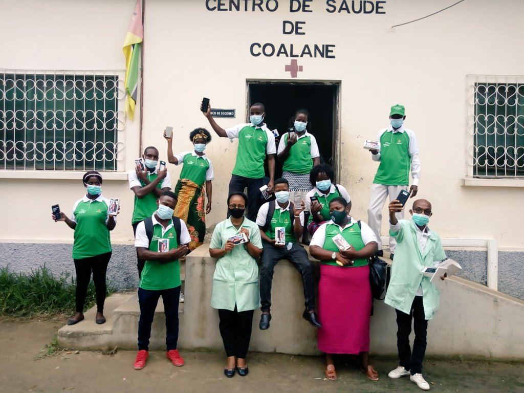 After successful Home Visit Program training and rollout in Maganja da Coasta, the team did it again this week at Coalane! 

Two case managers and 29 Actores Comunitários de Saúde are ready to start in Coalane!

Photo credit: Luis Simbine, Provincial Manager Psychosocial Support